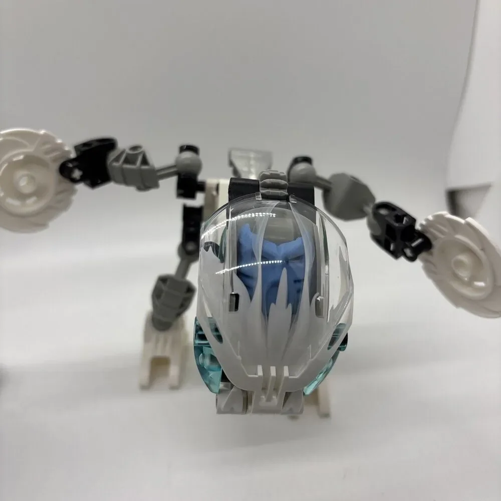 LEGO BIONICLE: Kohrak (8565) Complete, instructions and canister